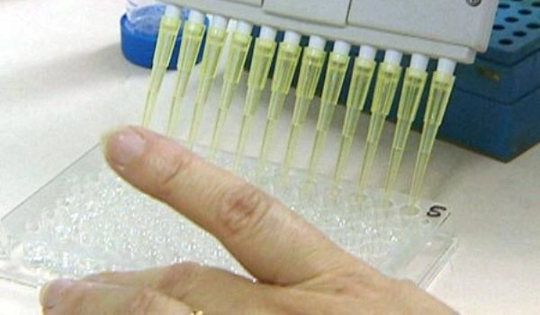 Datele medicale confirmă actuala politică americană în privinţa vaccinării bebeluşilor împotriva hepatitei B