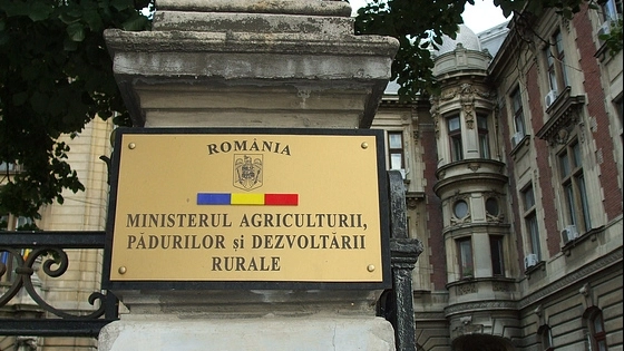 Dumitru(MADR):România are 700.000 de agricultori care depun cerere unică de plată;doar 76.000 au o formă de organizare fiscală