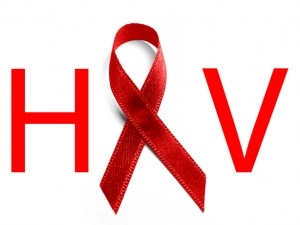 HIV în România: Număr record de cazuri noi și aproape 19.000 de pacienți activi. Cum se transmite virusul