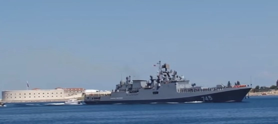 Incident la sud de Oahu - Garda de Coastă a SUA a reacţionat în faţa unei nave militare ruseşti