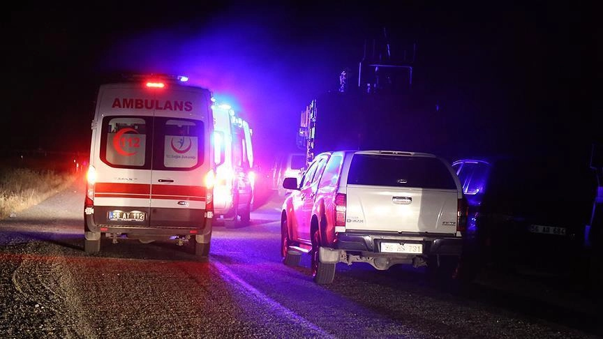 Tragedie în Turcia: Doi copii au murit după ce un bloc de șapte etaje s-a prăbușit