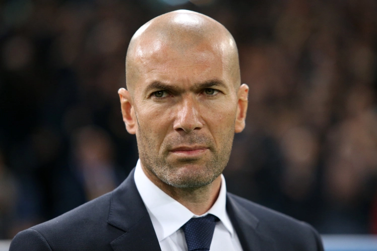 Zinedine Zidane a urmărit din tribune debutul fiului său Luca la Cupa Africii pe Naţiuni