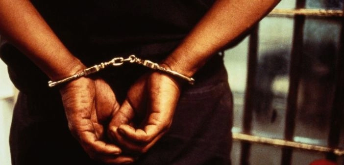 Minoră în vârstă de 13 ani, agresată de un tânăr de 25 de ani – bărbatul a fost reținut preventiv