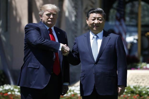 Începe un alt fel de război? Ce lovitură i se cere lui Donald Trump să aplice Chinei