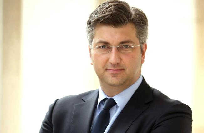 Premierul Croaţiei neagă 'poveştile false' ale Ungariei privind incapacitatea oleoductului Adria