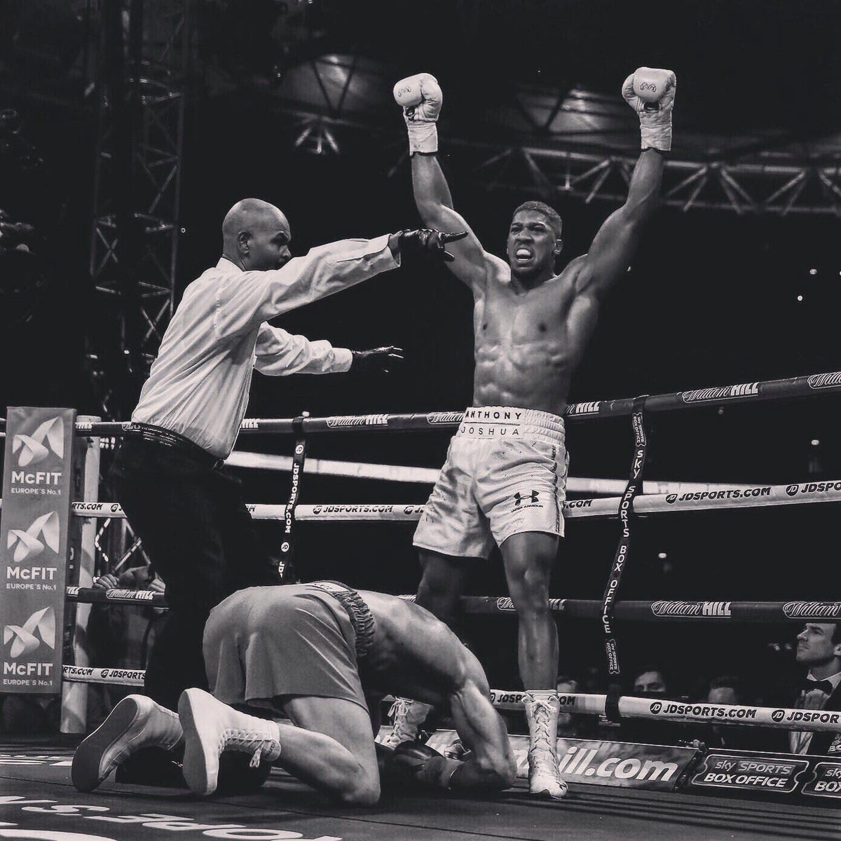 Tragedie în anturajul lui Anthony Joshua: antrenorii săi au murit într-un accident rutier