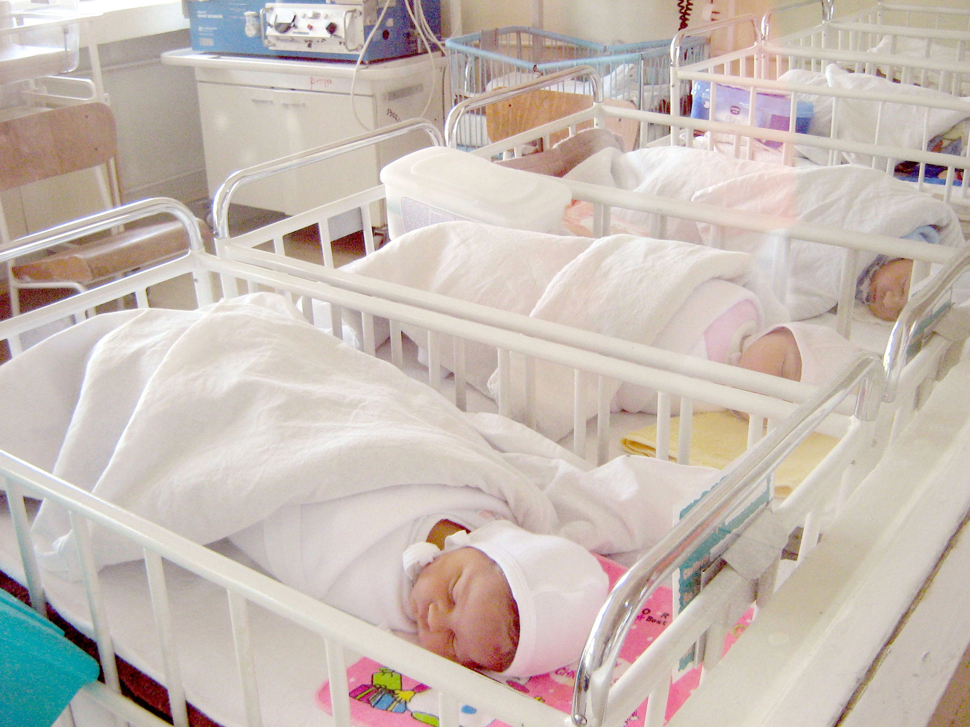 Natalitatea se prăbușește în Franța - Spor natural negativ pentru prima dată în ultimii 80 de ani