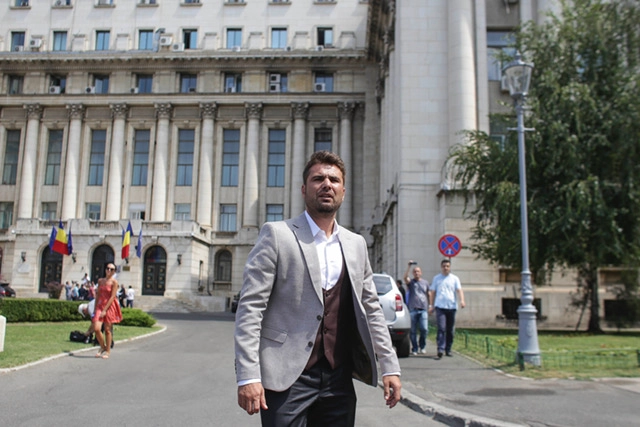 Adrian Mutu, supranumit 'Briliantul' în perioada în care evolua, împlineşte joi 47 de ani