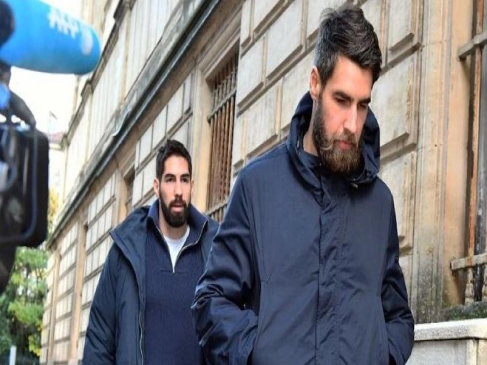 Article thumbnail