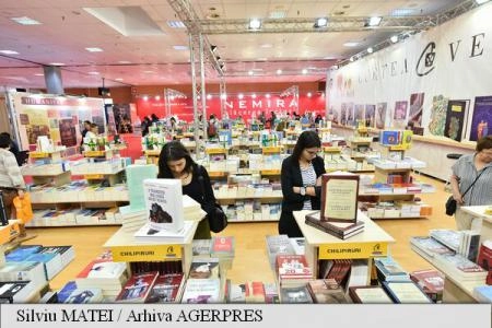 România - la Târgul Internaţional de Carte de la Sofia; scriitoarea Elena Vlădăreanu, printre invitaţii Ministerului Culturii