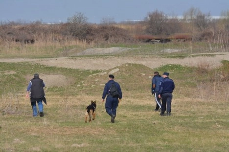 Căutate fără urmă: Mamă și copil de cinci luni, dispăruți de zile întregi