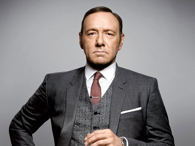 Kevin Spacey a ajuns la o înţelegere cu trei bărbaţi care îl acuzau de agresiuni sexuale şi evită astfel un nou proces