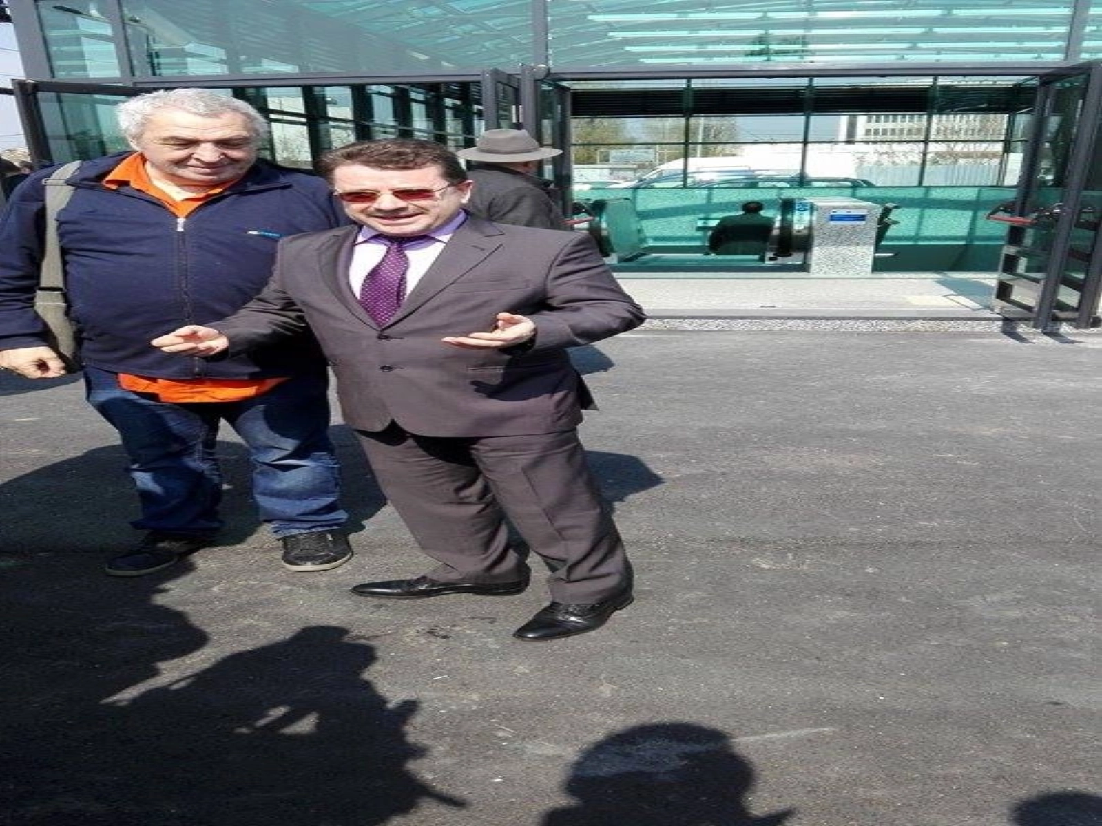 Article thumbnail