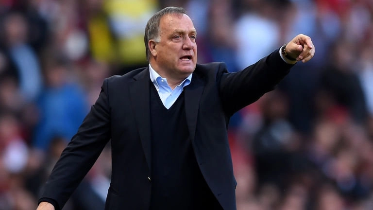 Dick Advocaat a demisionat din funcția de selecționer al echipei Curaçao
