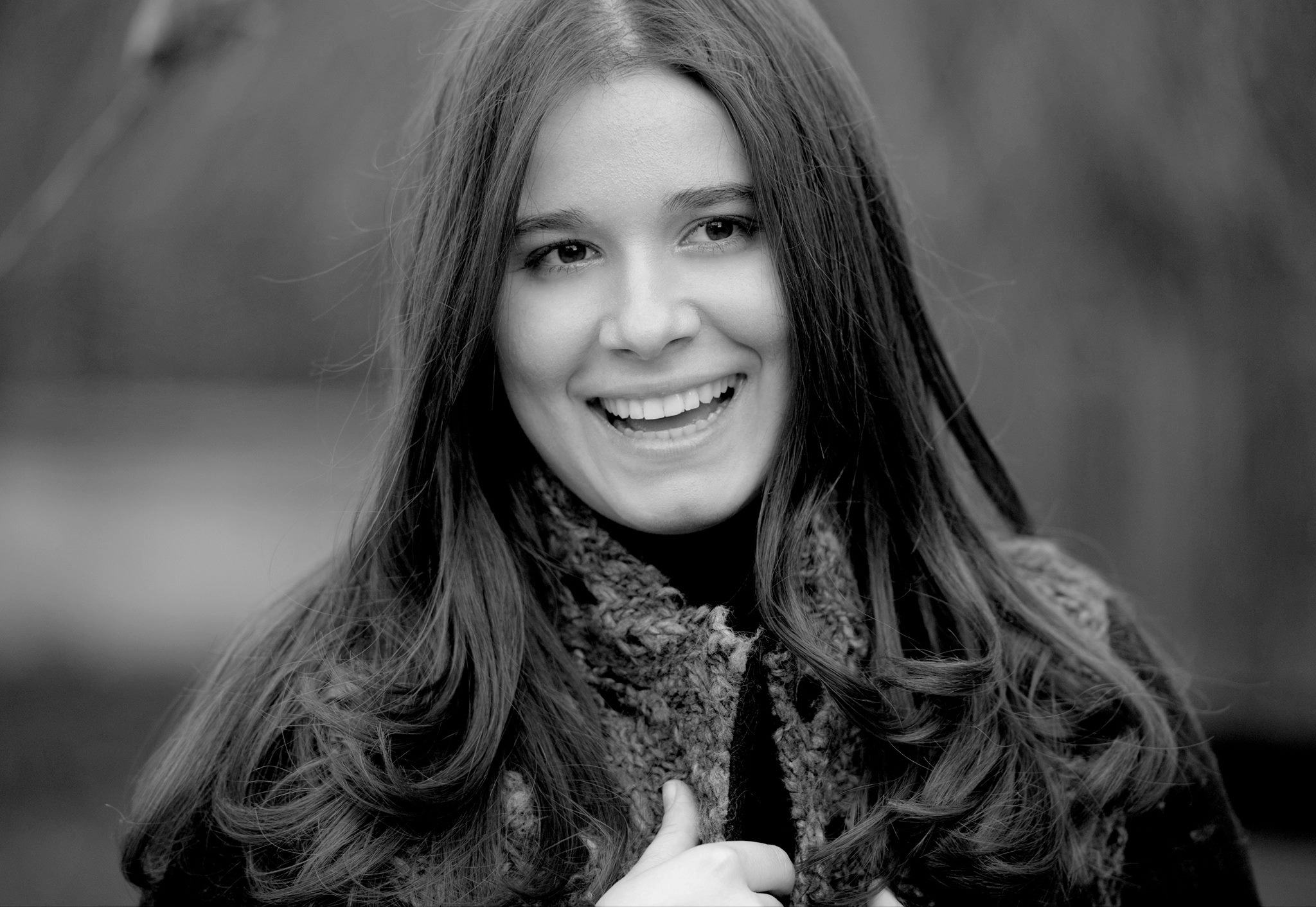 Kira Hagi va prezenta expoziția 'AGAPI' la Muzeul Național al Țăranului Român