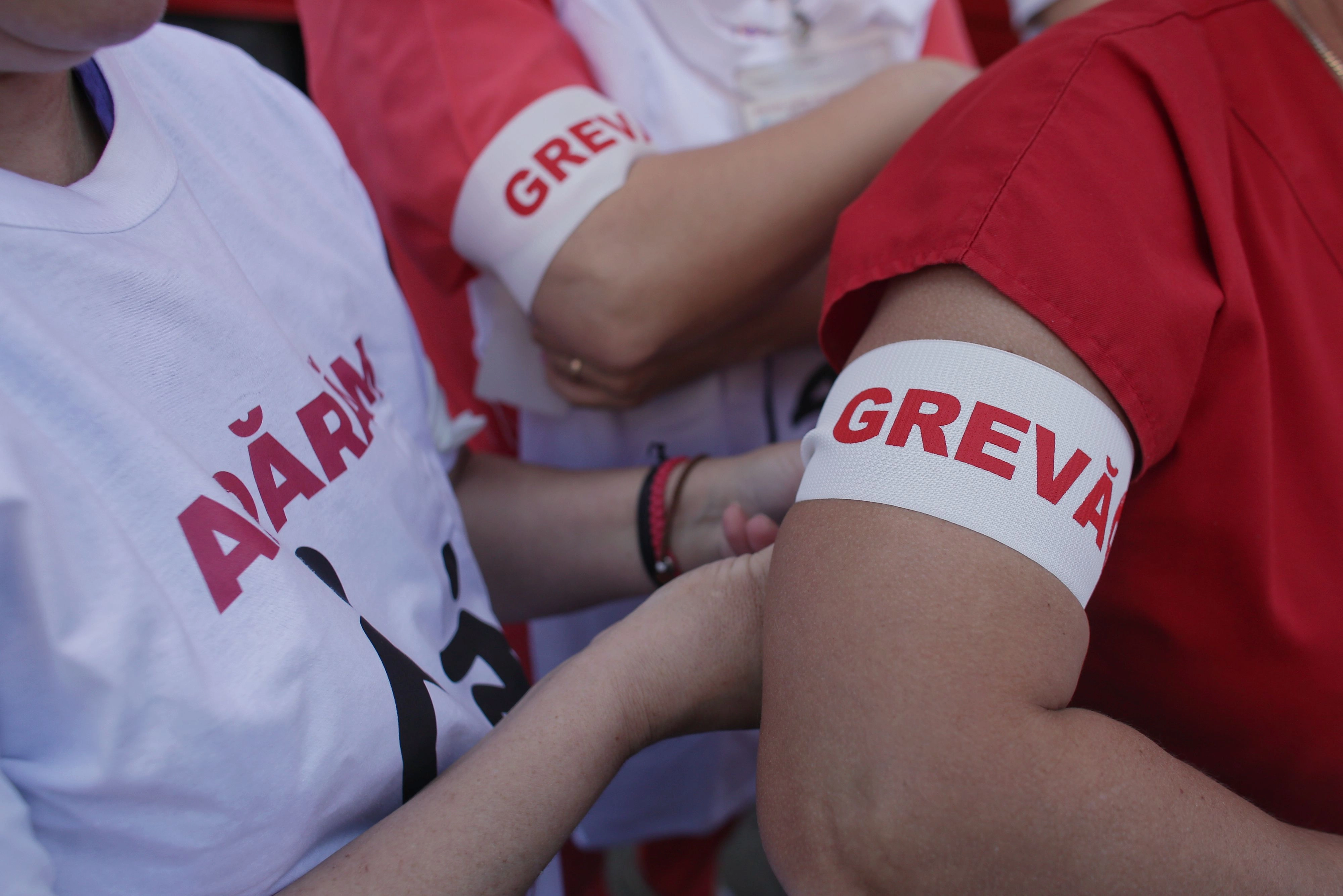 Dr. Toni Popescu: Ne pregătim de mişcări ample de protest, salariile sunt jignitor de mici