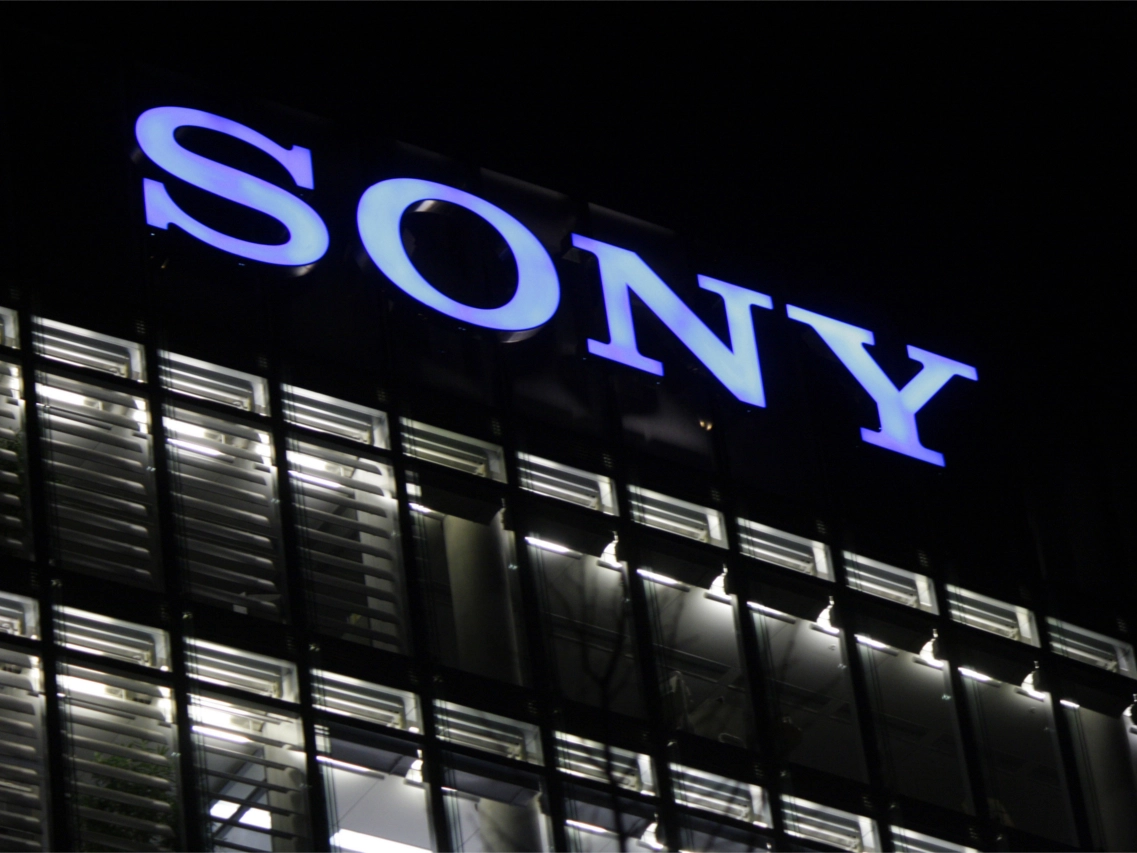 Sony anunță oprirea temporară a comenzilor pentru cardurile de memorie