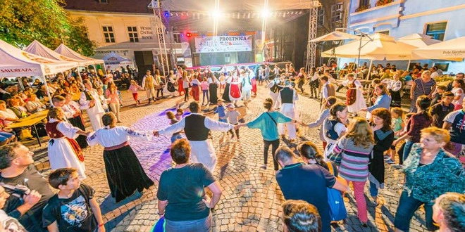 O nouă stagiune la Centrul Naţional al Dansului Bucureşti - spectacole internaţionale şi premiere naţionale