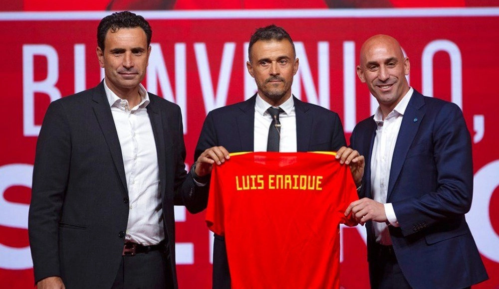 Luis Enrique a fost desemnat antrenorul anului la gala FIFA The Best