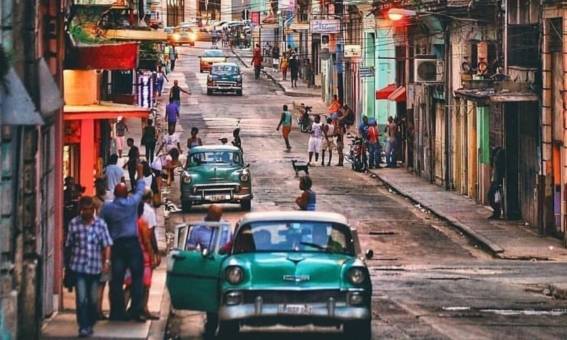 În capitala Cubei, salubritatea a fost grav afectată de penuria de combustibil care a scos din funcțiune majoritatea mașinilor de gunoi