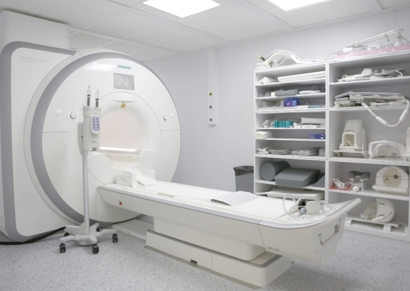 Timp de aşteptare de aproape două luni pentru unele analize RMN, la Spitalul Judeţean