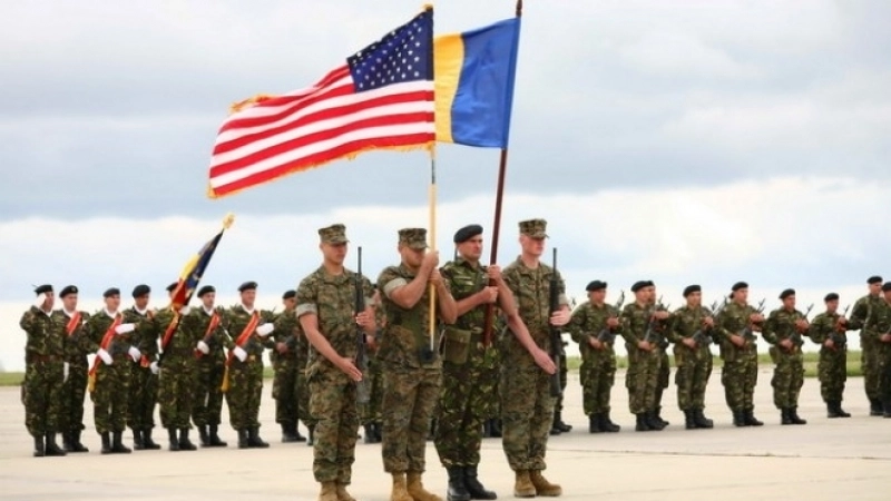 Instruire româno-americană cu tancuri Abrams la Smârdan. Exerciții cu muniție reală, zi și noapte