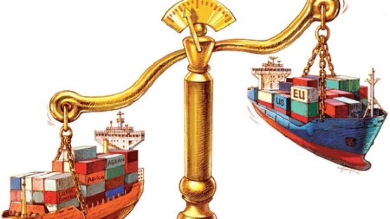 INS: Deficitul balanţei comerciale a crescut cu 4,9%, în primele opt luni din 2025