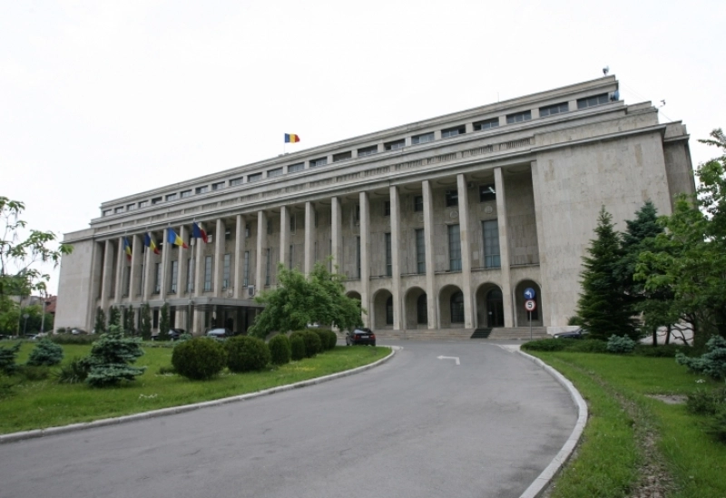 Guvernul sprijină campania dedicată conştientizării asupra bolilor mitocondriale: Palatul Victoria - iluminat în verde