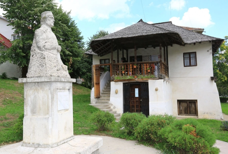 A fost lansată harta dedicată tuturor muzeelor şi caselor memoriale din Bucureşti