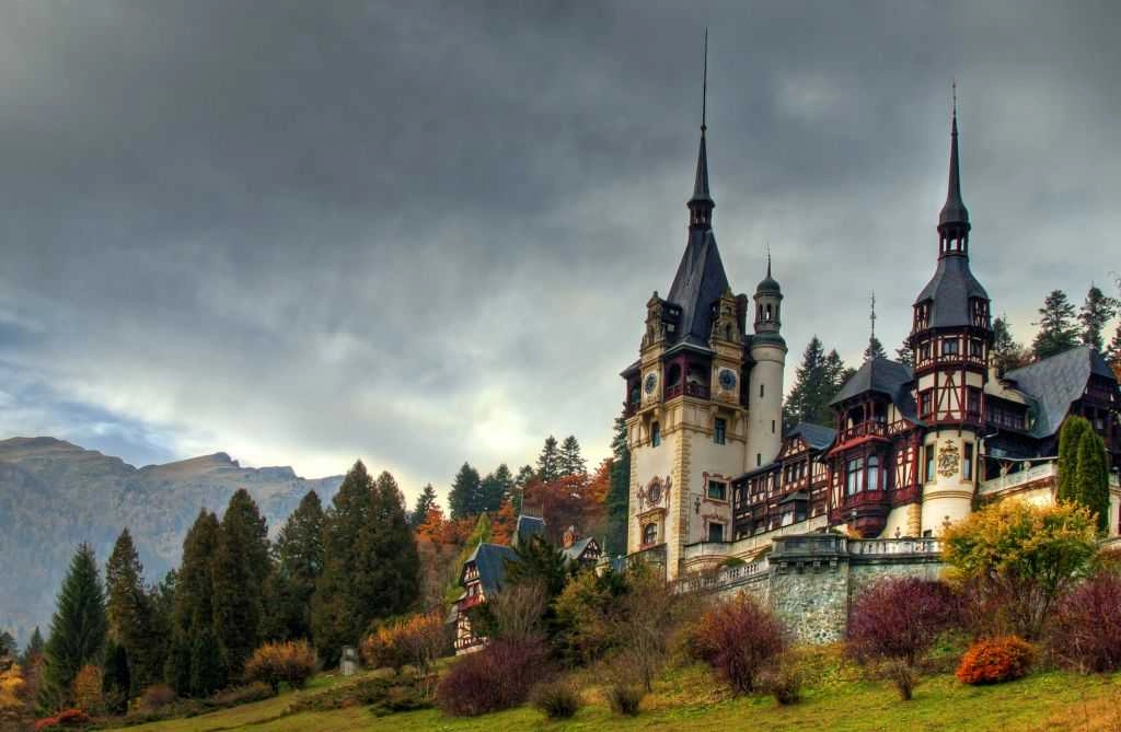 Capodoperele de început ale fraţilor Klimt și Franz Matsch, expuse la Castelul Peleş într-o expoziţie-document