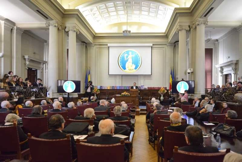 Patriarhul Daniel și Ioan-Aurel Pop, prezenți la lansarea noilor volume din 'Istoria Bibliotecii Academiei Române'