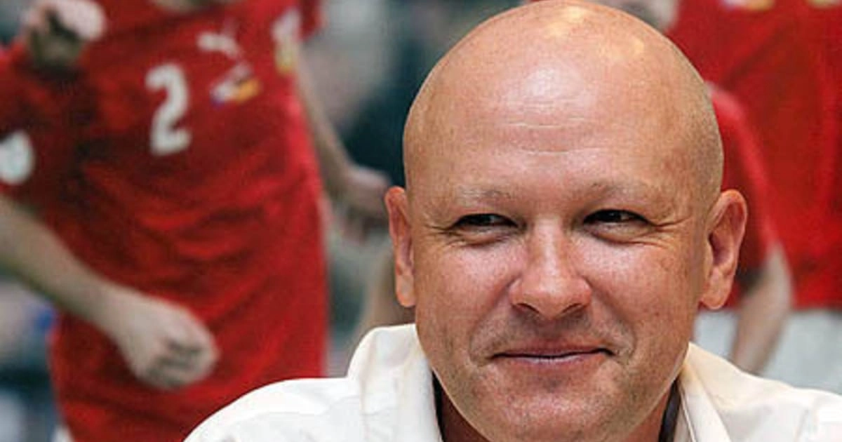 Federaţia Cehă de Fotbal îl demite pe selecţionerul Ivan Hašek după înfrângerea cu Insulele Feroe