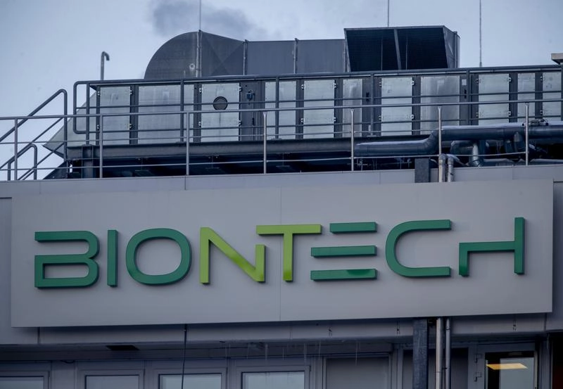 Fondatorii producătorului german de vaccinuri BioNTech demisionează şi vor conduce o nouă companie