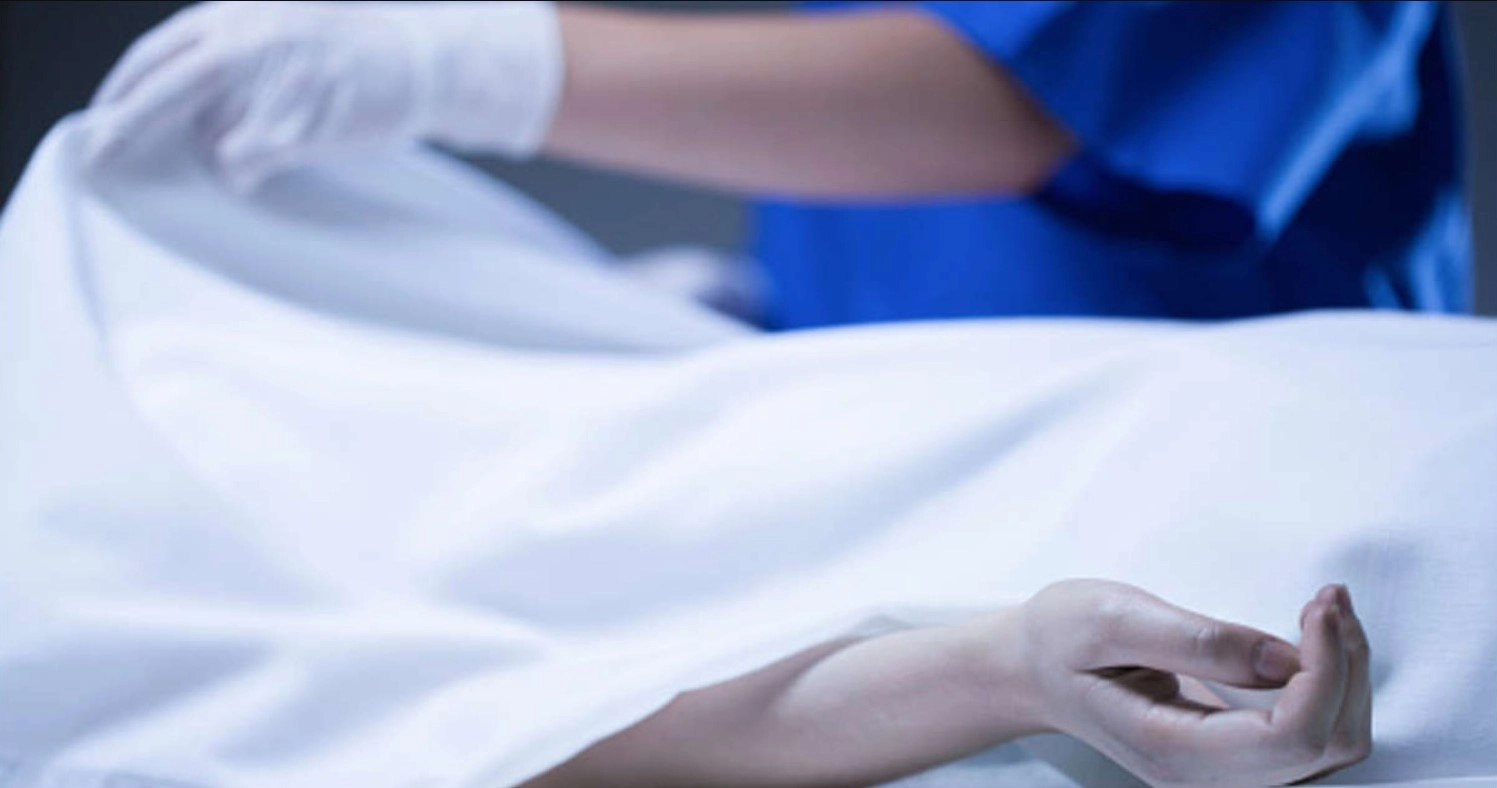 Şocul hipotermic şi înecul, cauzele deceselor celor doi copii găsiţi într-o baltă în Vinderei