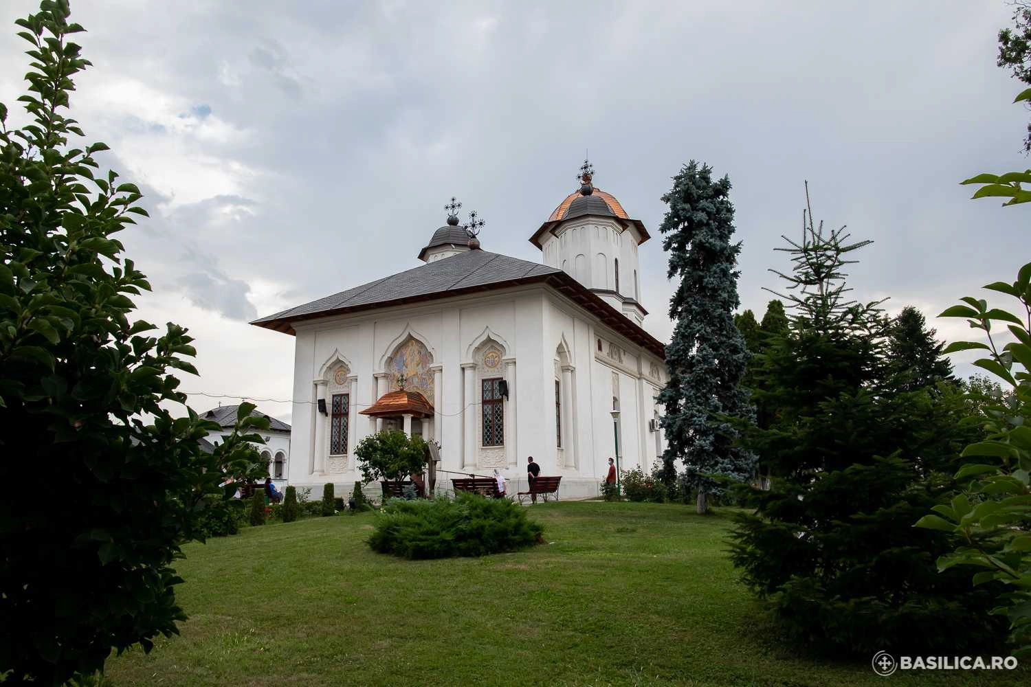 CERnica – între pământ și cer - expoziție la Mănăstirea Cernica așa cum nu a mai fost organizată vroedată