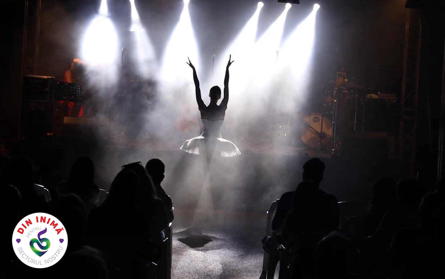 Spectacol de balet, accesibilizat pentru copii şi adulţi cu dizabilităţi - pe 16 noiembrie, la Opera Naţională Bucureşti