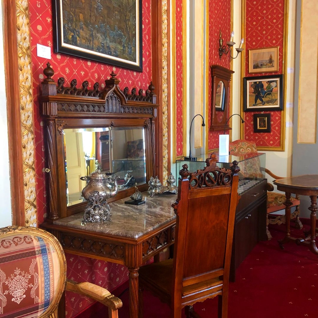 Pacienții unui spital de psihiatrie au creat decorațiuni de Crăciun la Muzeul Brukenthal din Sibiu