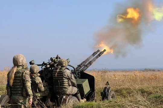 În Poligonul Capu Midia are loc un exerciţiu de combatere a ameninţărilor cu drone