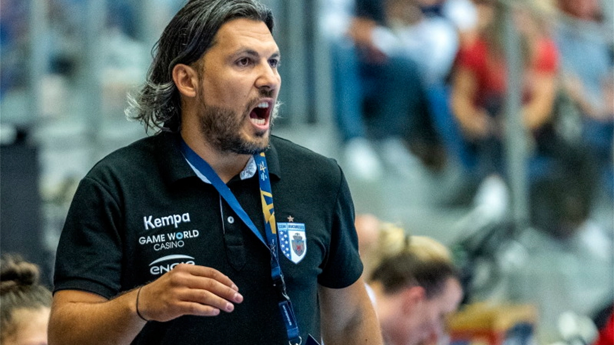 CSM Bucureşti a încetat colaborarea cu antrenorul Adrian Vasile