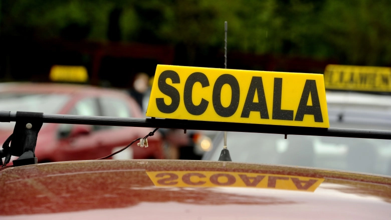 Categoria de români care poate beneficia de permis auto gratuit. Se ține cont de câteva reguli