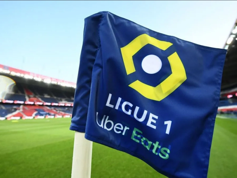 RC Lens a revenit pe primul loc în Ligue 1, după ce a surclasat-o pe Paris FC
