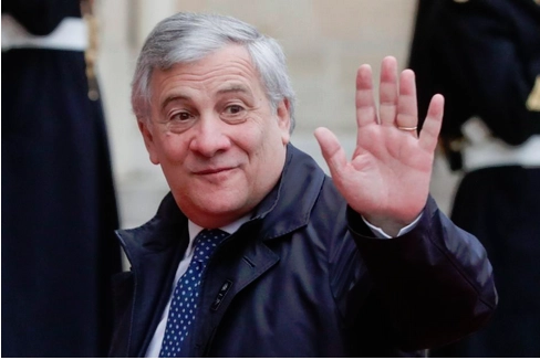 Antonio Tajani, în vizită în China pentru a discuta despre comerţ şi Iran