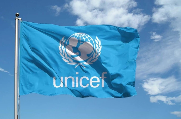 Bebelușii din Gaza trebuie să împartă măștile de oxigen - UNICEF acuză Israelul că blochează echipamentele