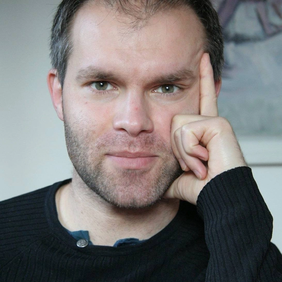 Daniel Funeriu lansează 'Generația Daciada', un program pentru 50+, cu promisiunea unor economii în sănătate mai mari decât orice măsuri bugetar-fiscale