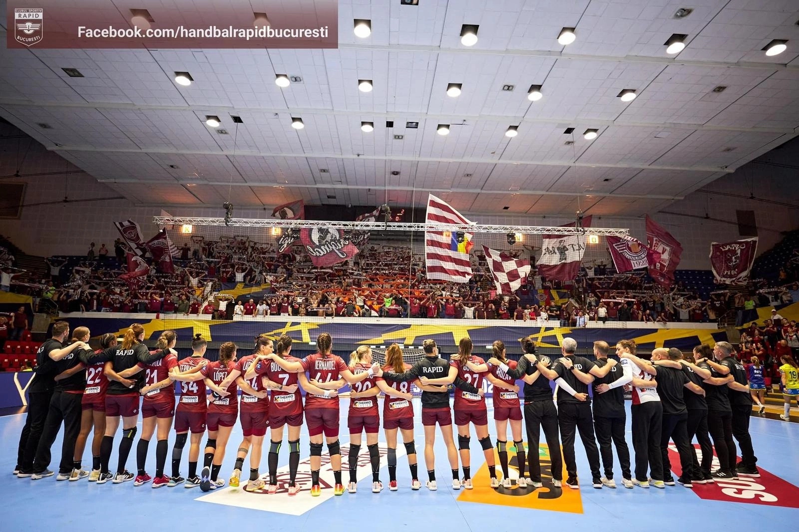 CS Rapid Bucureşti a obţinut prima sa victorie în noul sezon al Ligii Naţionale de handbal feminin, 35-31 cu SCM Râmnicu Vâlcea