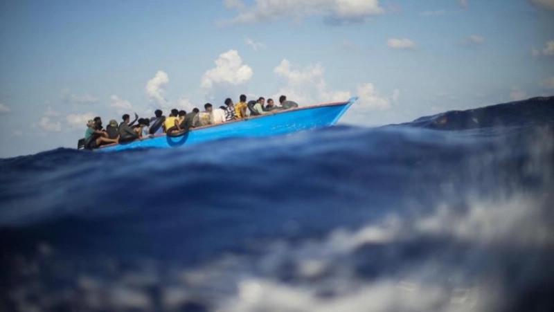 Tragedie în Marea Mediterană: O ambarcațiune cu migranți s-a scufundat în largul Lampedusei - Un mort și zeci de dispăruți