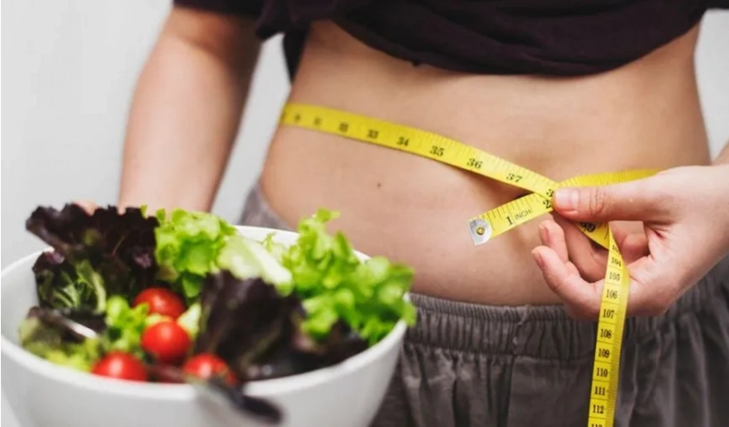 O nouă provocare periculoasă circulă pe internet. Promite pierderea în greutate, dar poate duce imediat la sufocare