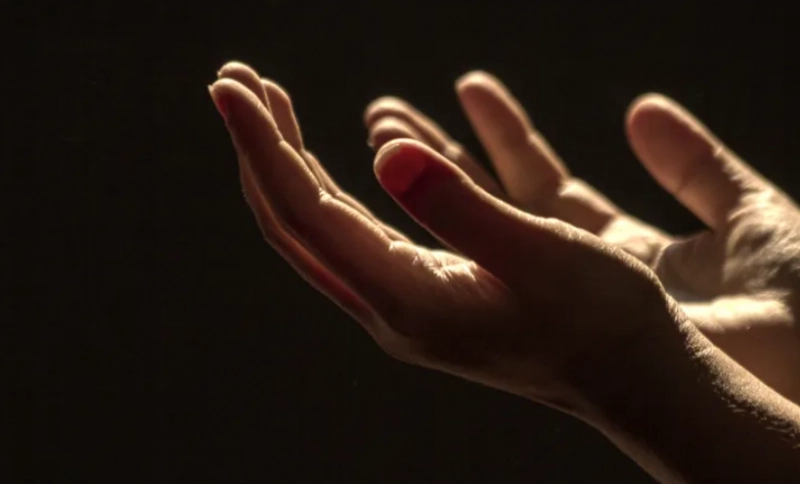 Iranienii s-au reunit în aer liber pentru a participa la rugăciunea de vineri, în pofida războiului