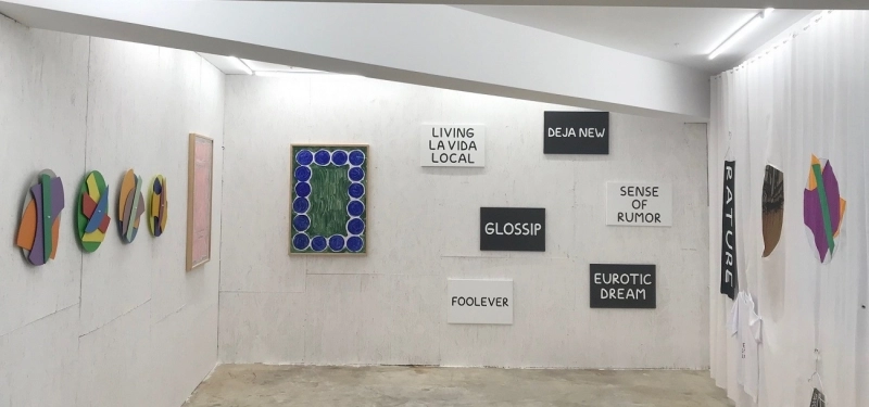 O expoziţie de fotografii 'carte de visite' din secolul al XIX-lea, la Muzeul Naţional Brătianu