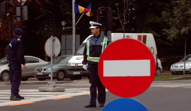 Lucrările de la planşeul Unirii pun traficul pe pauză: Începând de când se impun restricțiile de circulație în Sectorul 4